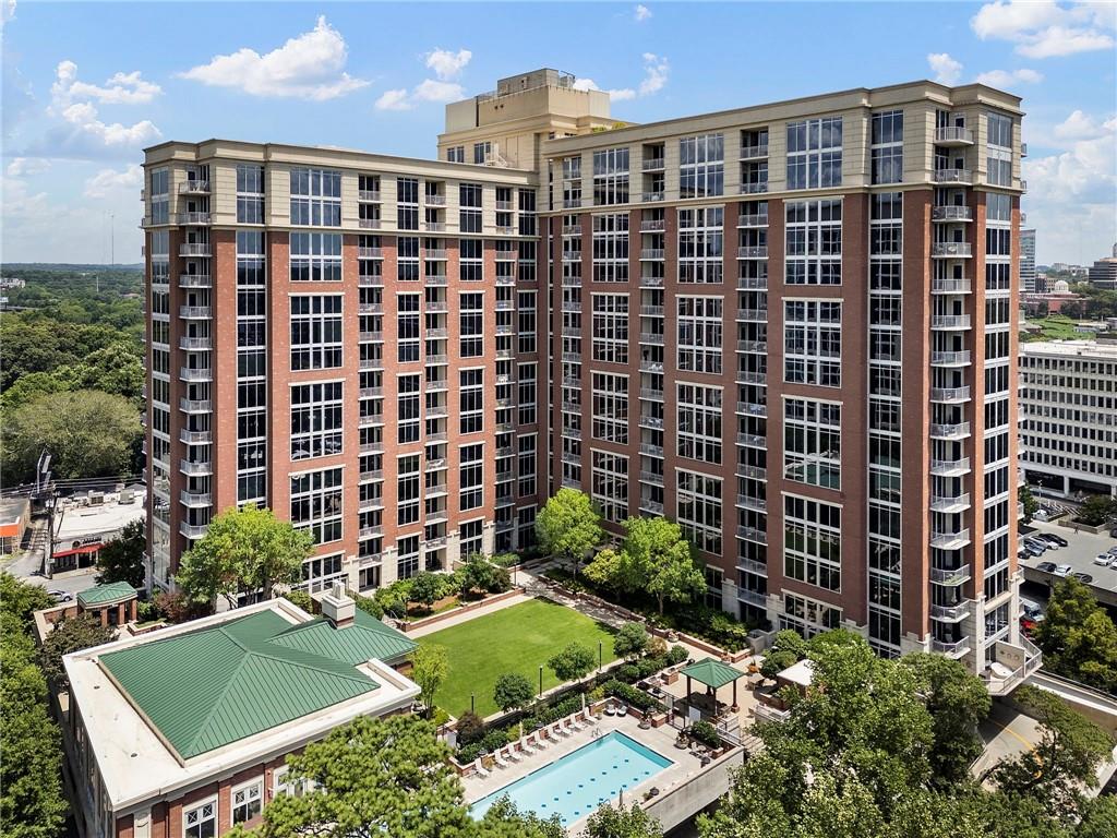 The Brookwood - Residential