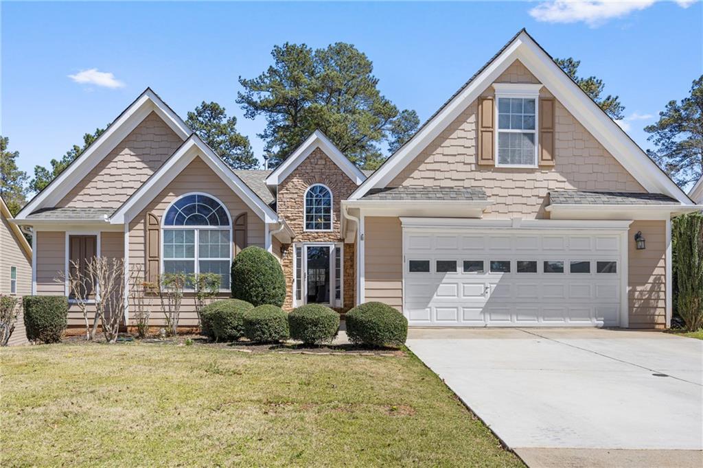 407 Black Fox Drive, Locust Grove, Georgia image 1