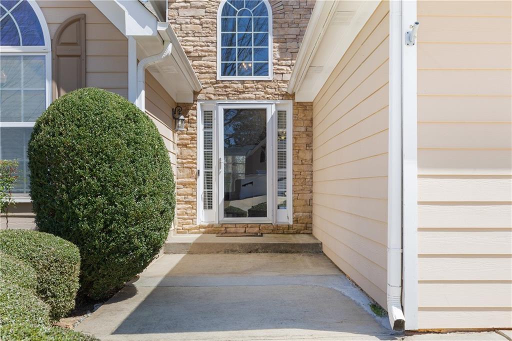 407 Black Fox Drive, Locust Grove, Georgia image 4