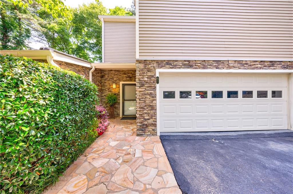 Lakeview at Dunwoody Springs - Residential
