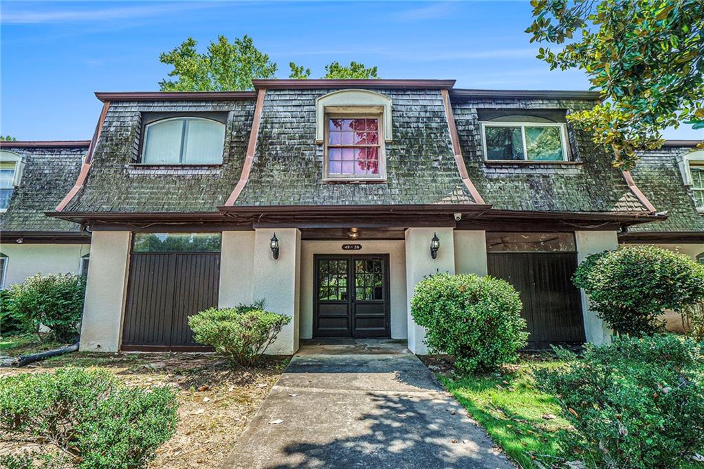 50 Le Parc Fontaine in Lithonia is a prime opportunity for investors or DIY buyers looking for a value-add project. This vacant unit needs cosmetic updates including paint, cleaning, and new flooring, but offers great potential in a quiet, conveniently located community. Whether you’re flipping or building your rental portfolio, this property is priced right and full of upside. Don’t miss your chance to transform this space with instant equity!