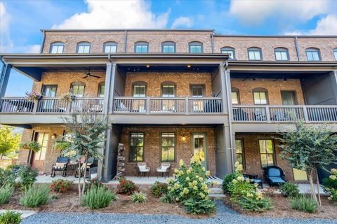 6775 Pippin Walk Alpharetta GA 30005