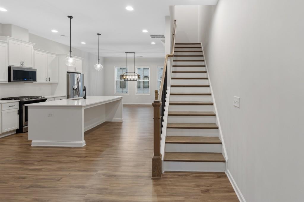 6775 Pippin Walk, Alpharetta, Georgia image 32