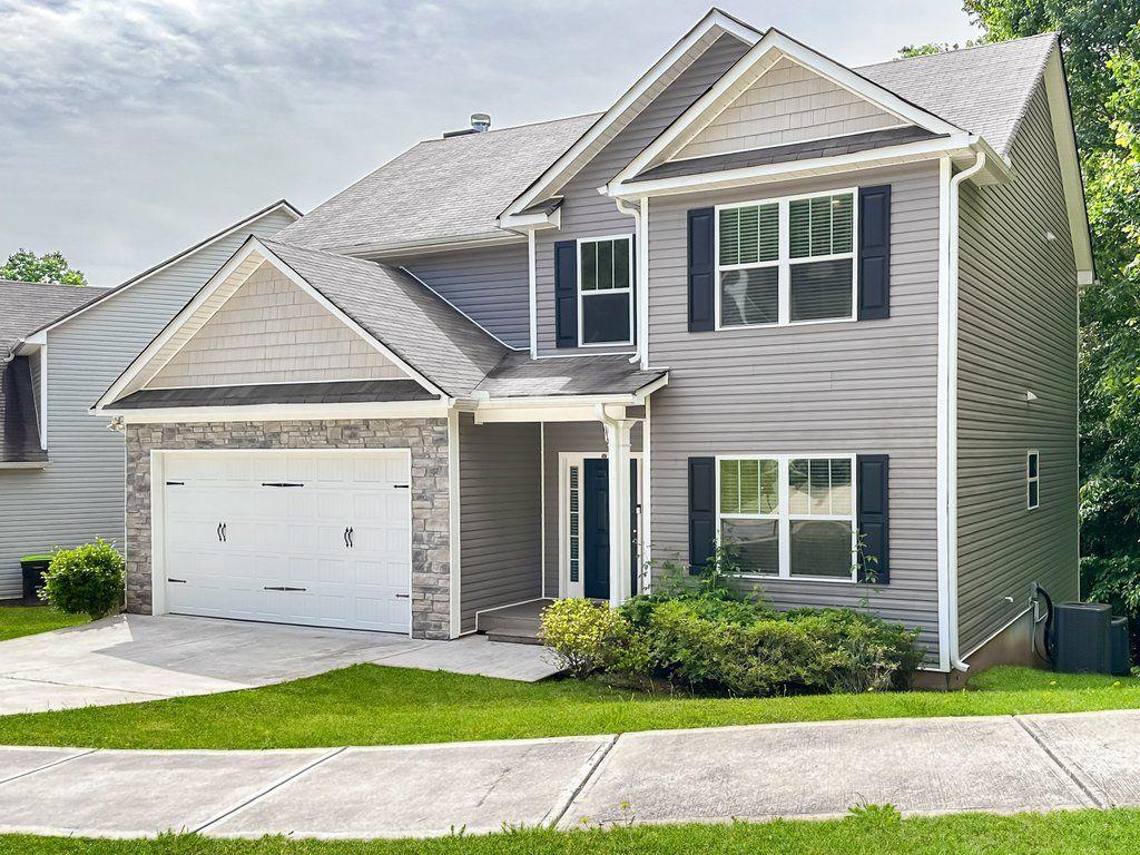 415 Fieldcrest Drive