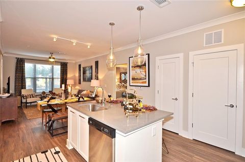 Condo For Rent - 2875 Crescent Parkway #1417<br/> Atlanta, GA 30339