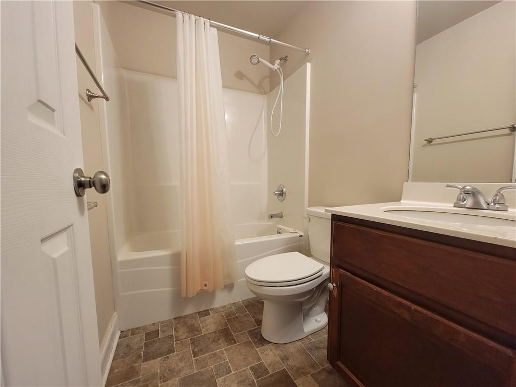 115 Heather Lane, Commerce, Georgia image 12