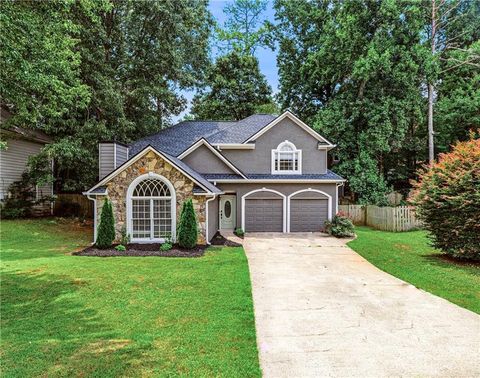 Homes For Sale - 621 Radford Circle<br/> Cherokee County, Woodstock, GA 30188