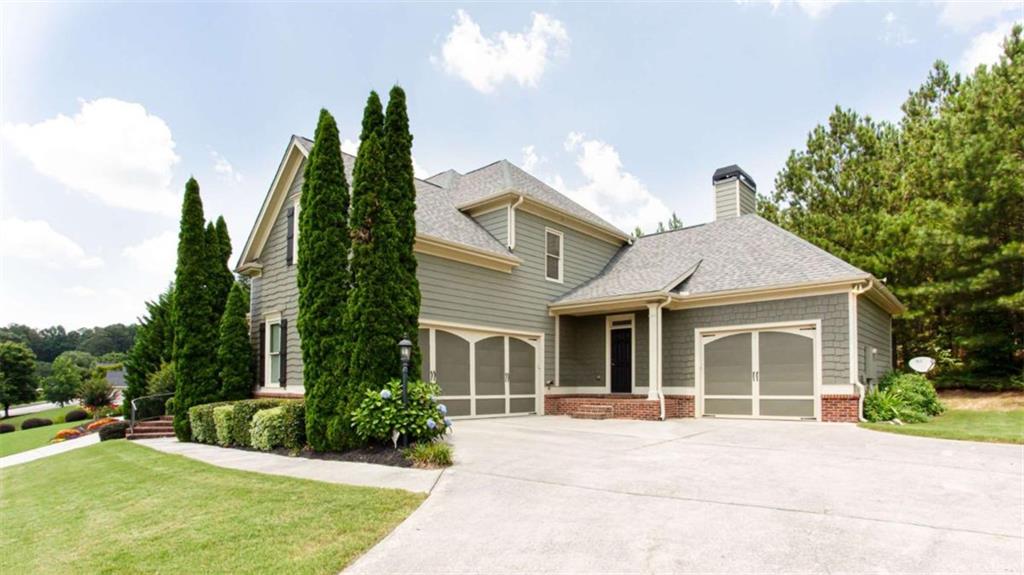 240 Chandler Walk