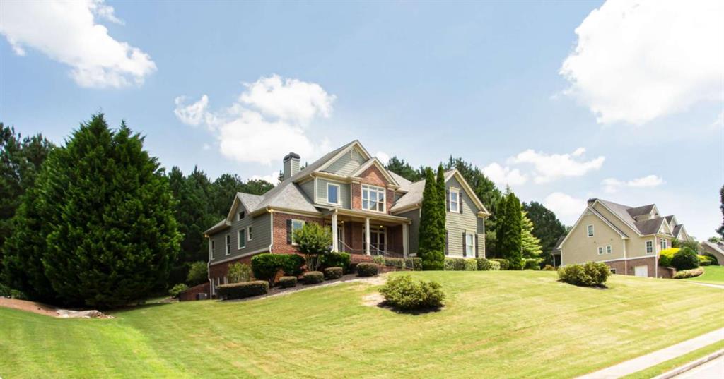 240 Chandler Walk