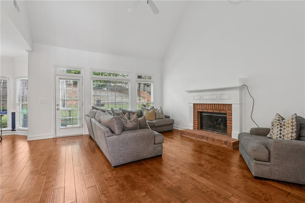 2009 Mclain Road NW