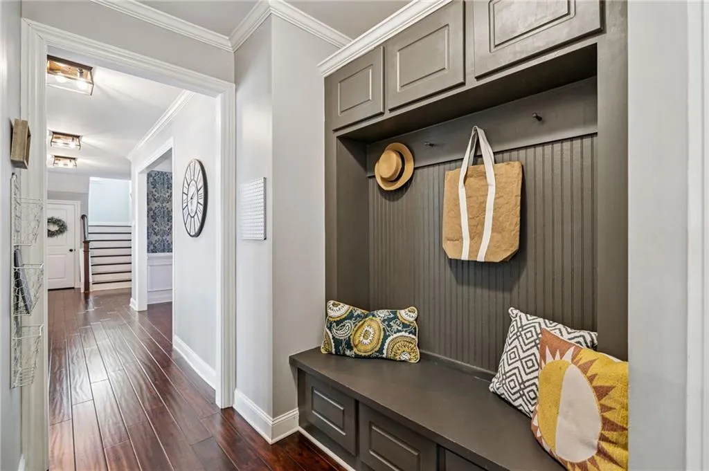 Alpharetta, Georgia 30005, United States, 5 Bedrooms Bedrooms, ,4 BathroomsBathrooms,Residential,Active,171186