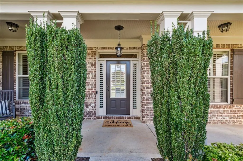 Alpharetta, Georgia 30005, United States, 5 Bedrooms Bedrooms, ,4 BathroomsBathrooms,Residential,Active,171186