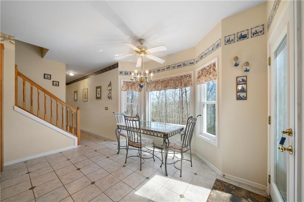 5960 Camelia Drive, Douglasville, Georgia image 9