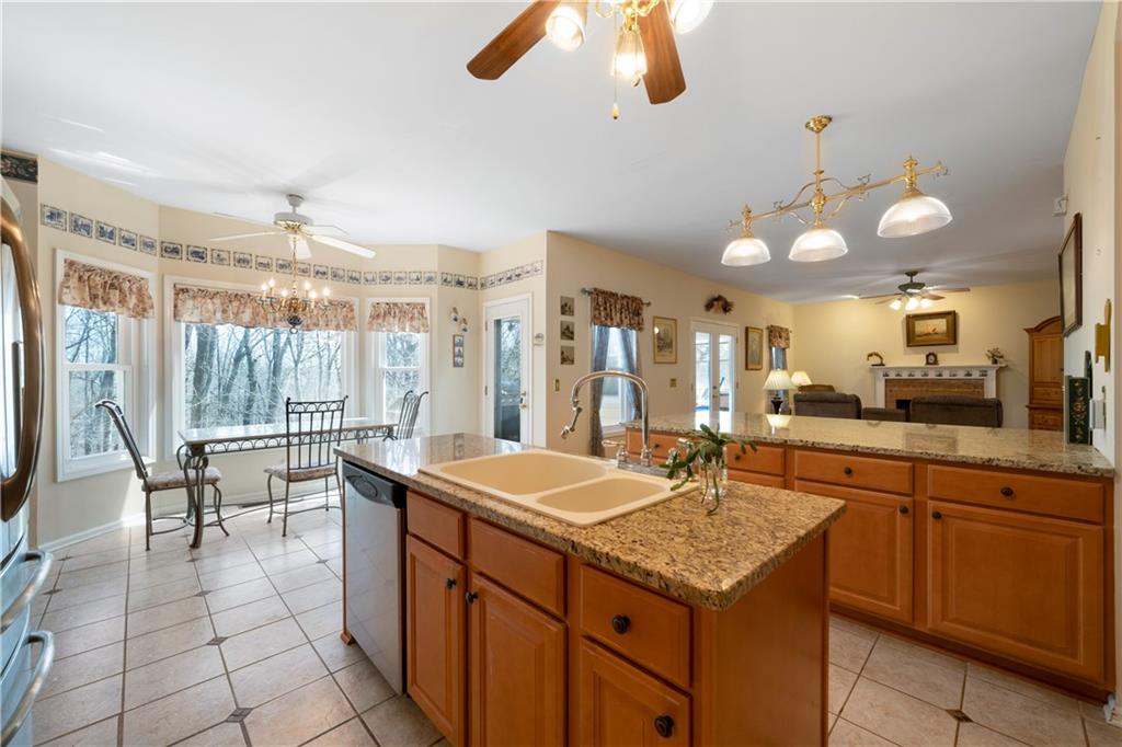 5960 Camelia Drive, Douglasville, Georgia image 7