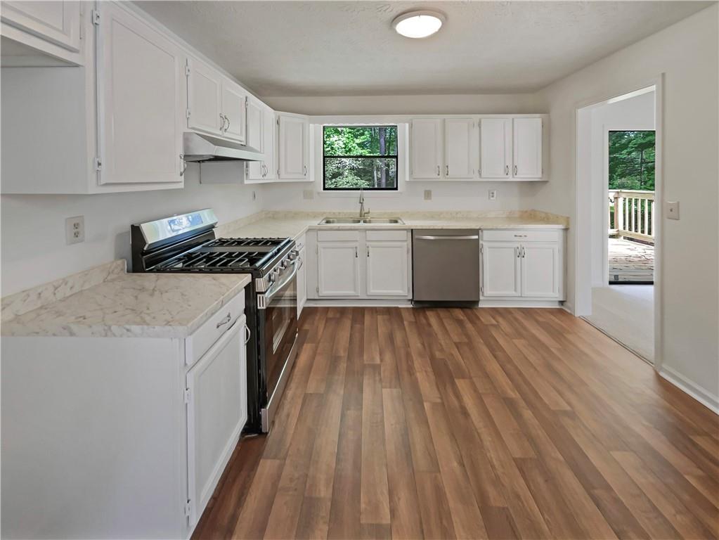 6735 Smoke Ridge Drive, Atlanta, Georgia image 16