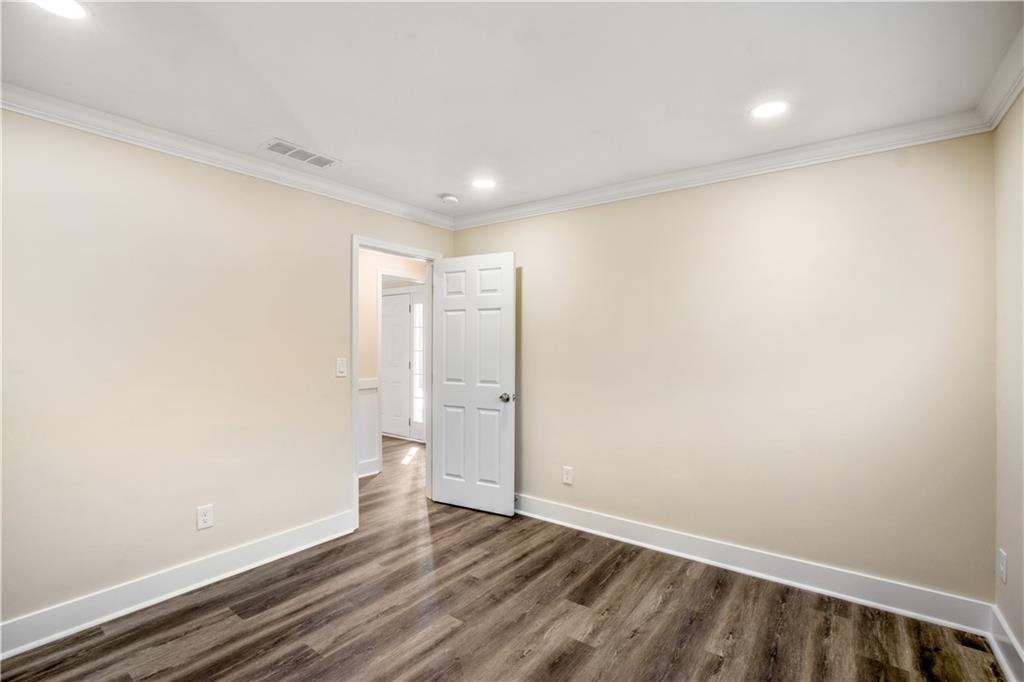 1890 Carla Drive, Morrow, Georgia image 32