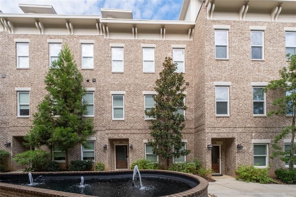 Photo of 353 Brownstones Circle NE, Atlanta, GA 30312 (MLS # 7704268)