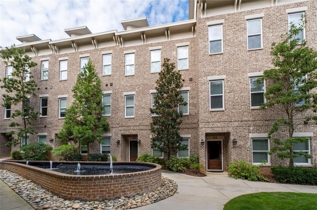 Photo of 353 Brownstones Circle NE, Atlanta, GA 30312 (MLS # 7704268)