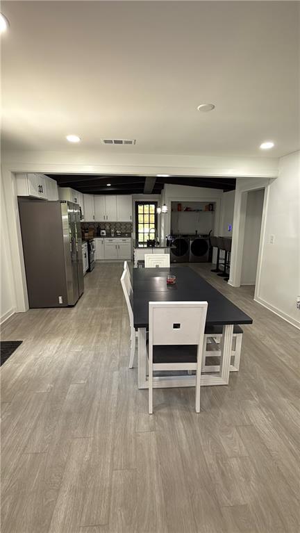980 Hilltop Court