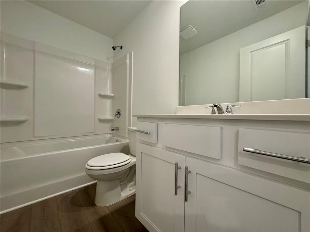 Eastlyn Crossing - Residential