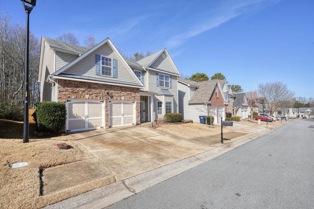 102 Crescent Woode Way, Dallas, Georgia image 3