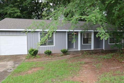 Homes For Sale - 328 Nicole Court<br/> Jonesboro, GA 30238