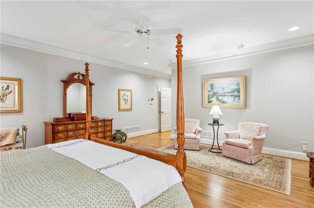 Oakton - Residential
