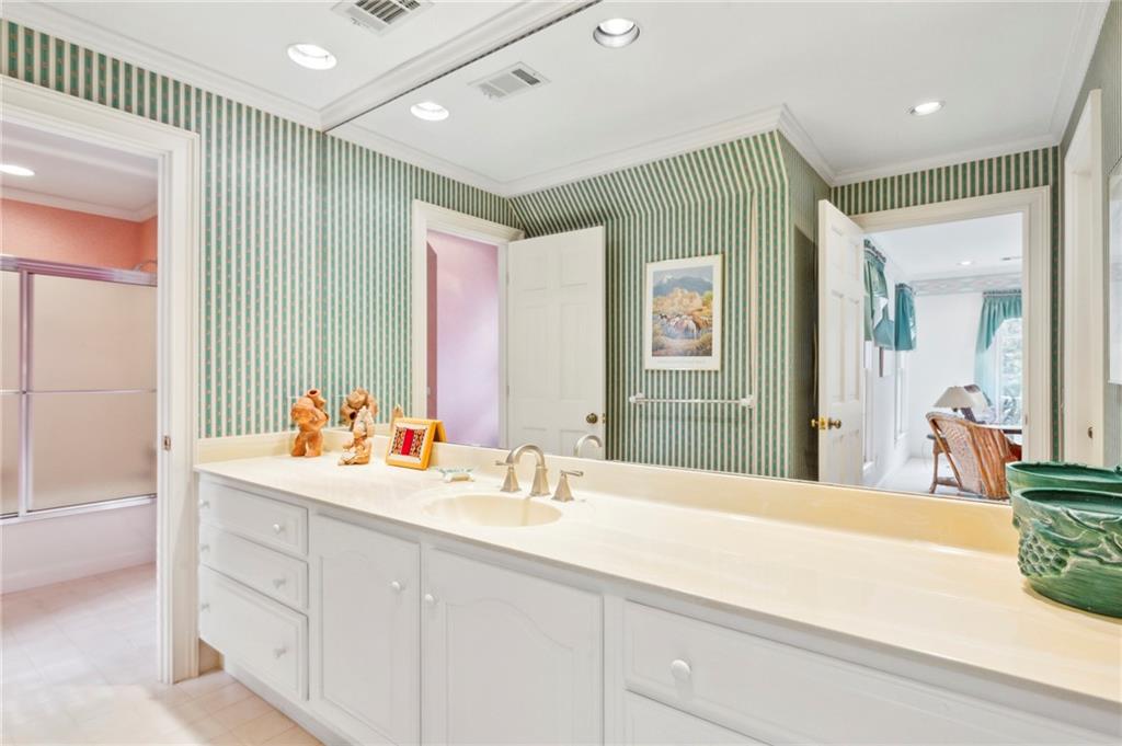 Oakton - Residential
