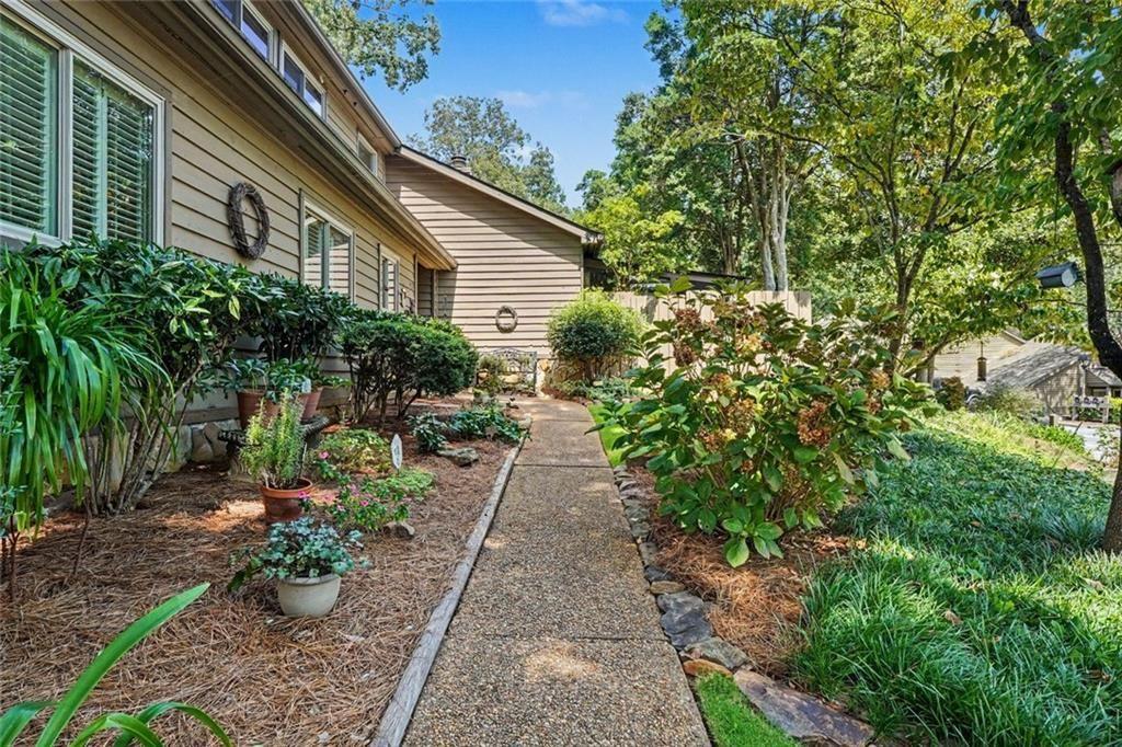 4173 D'Youville Trace