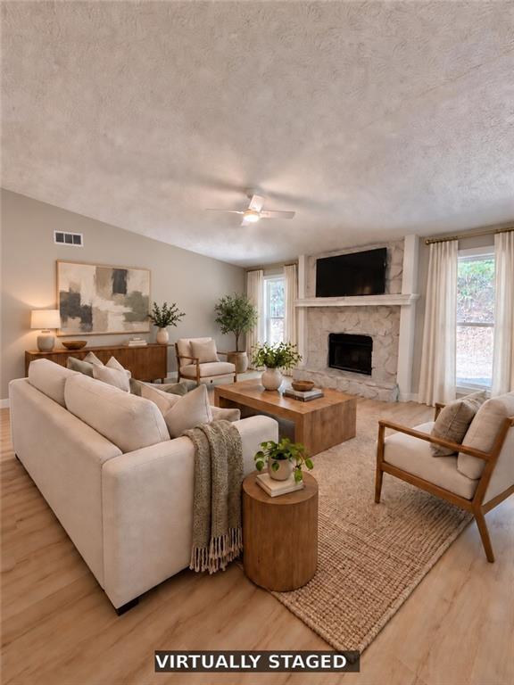 3512 Riverchase Knolls