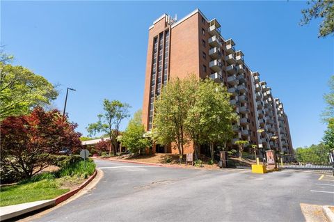 Photo of 300 Johnson Ferry Road #B915, Sandy Springs, GA 30328 (MLS # 7749020)