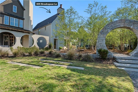 Homes For Sale - 305 Breakspear Lane<br/> Fayette County, Fayetteville, GA 30214