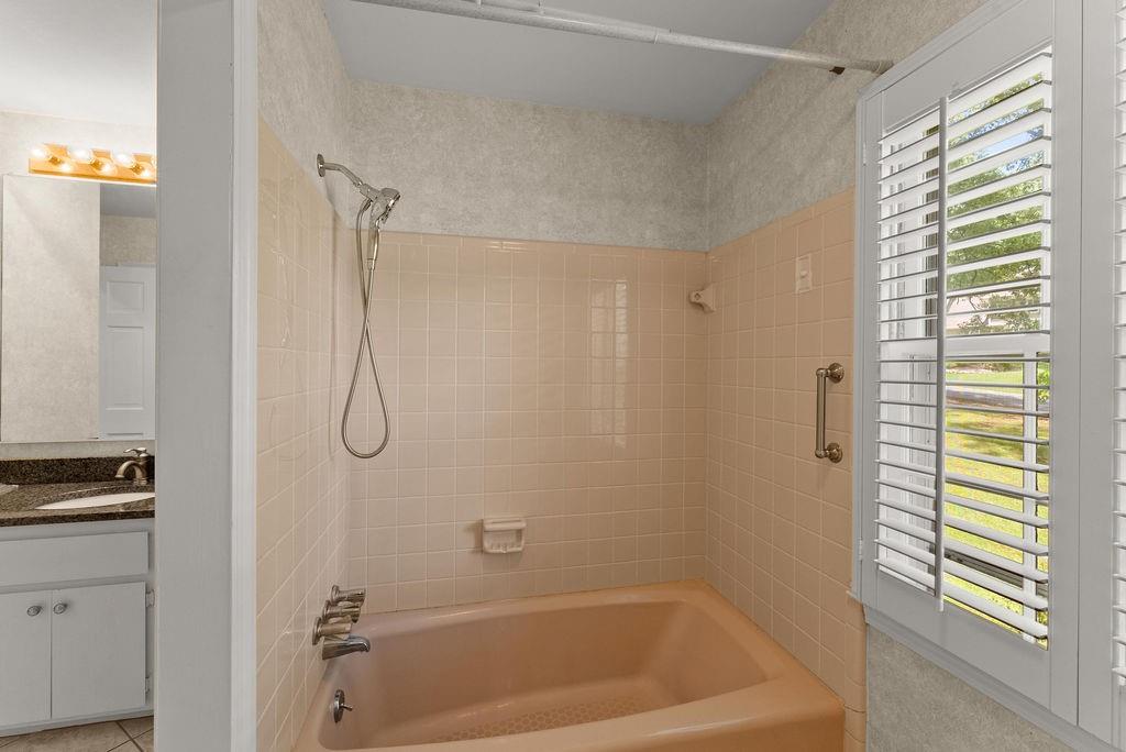 3770 Clubland Trail, Marietta, Georgia image 36