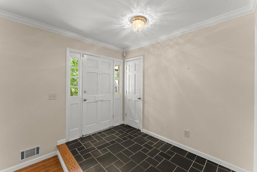 3770 Clubland Trail, Marietta, Georgia image 6