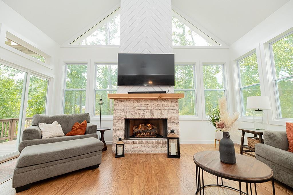 Hillcrest Oaks - Residential