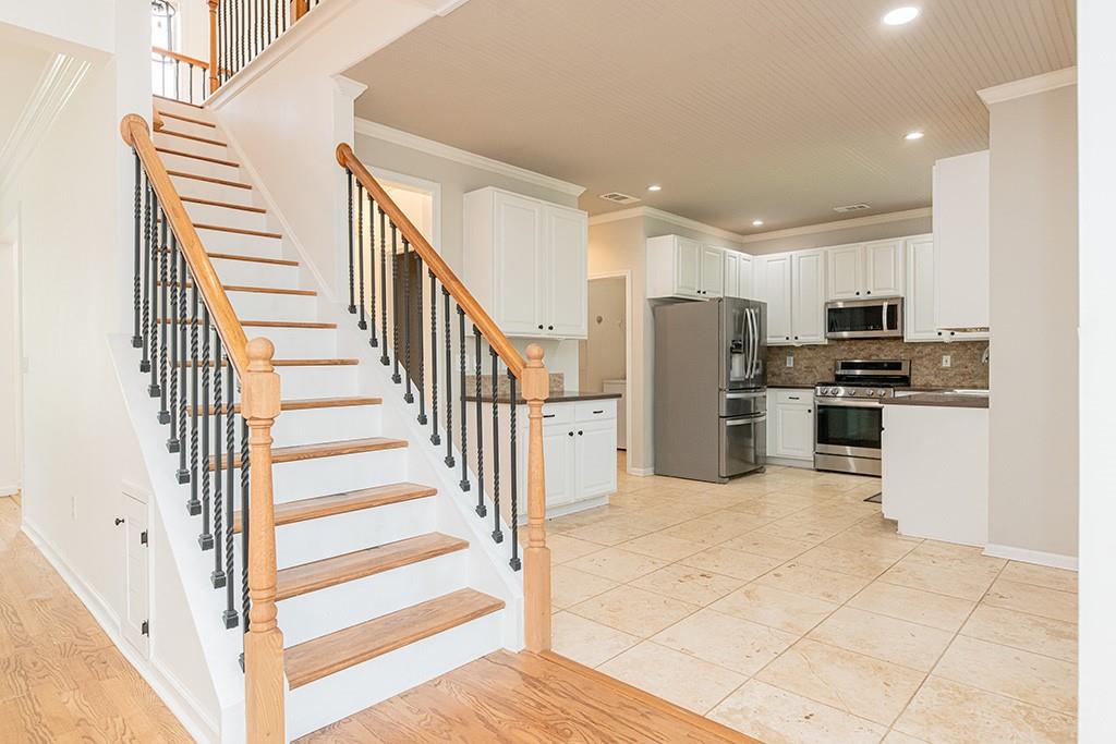 Hillcrest Oaks - Residential