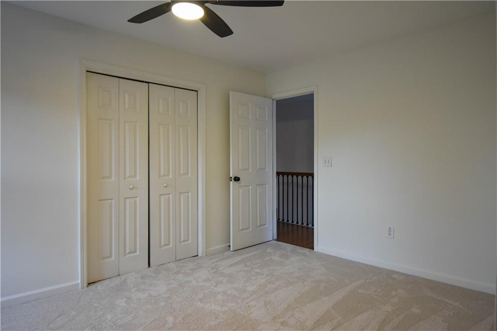 Hillcrest Oaks - Residential