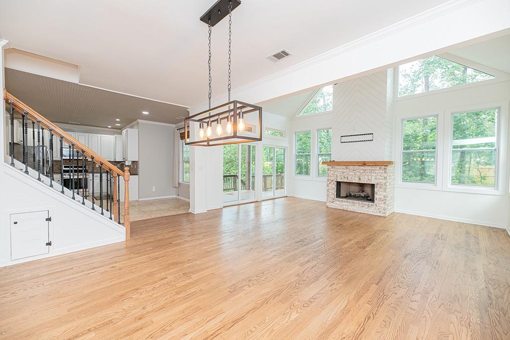 Hillcrest Oaks - Residential