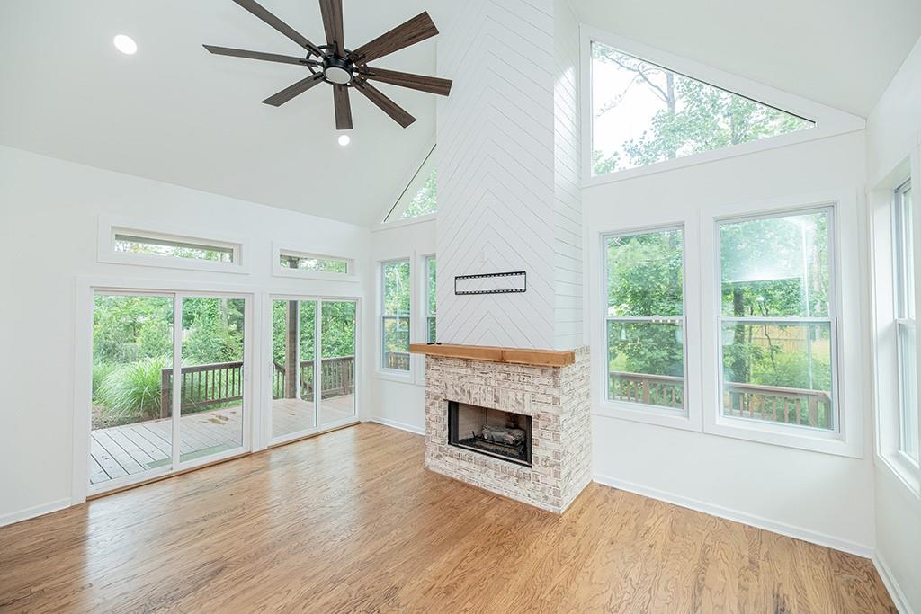 Hillcrest Oaks - Residential