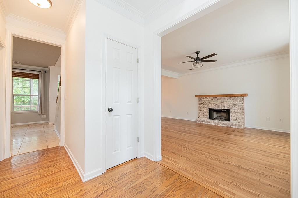 Hillcrest Oaks - Residential