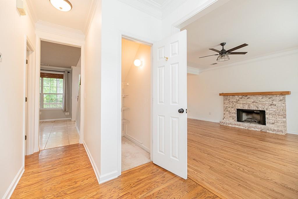 Hillcrest Oaks - Residential