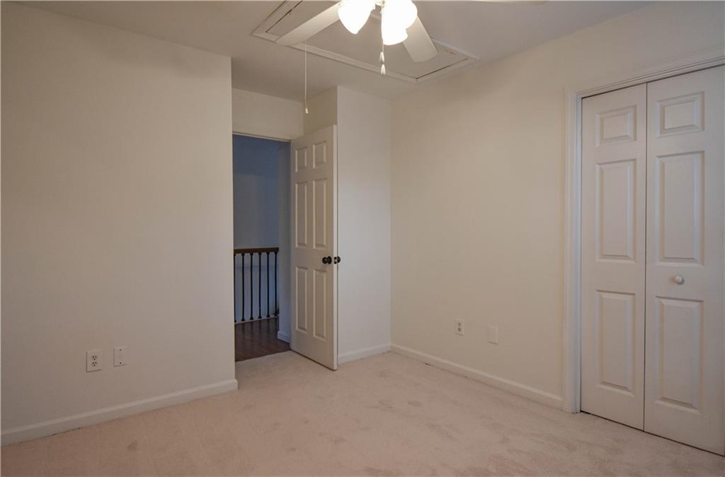 Hillcrest Oaks - Residential