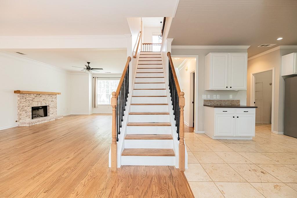 Hillcrest Oaks - Residential