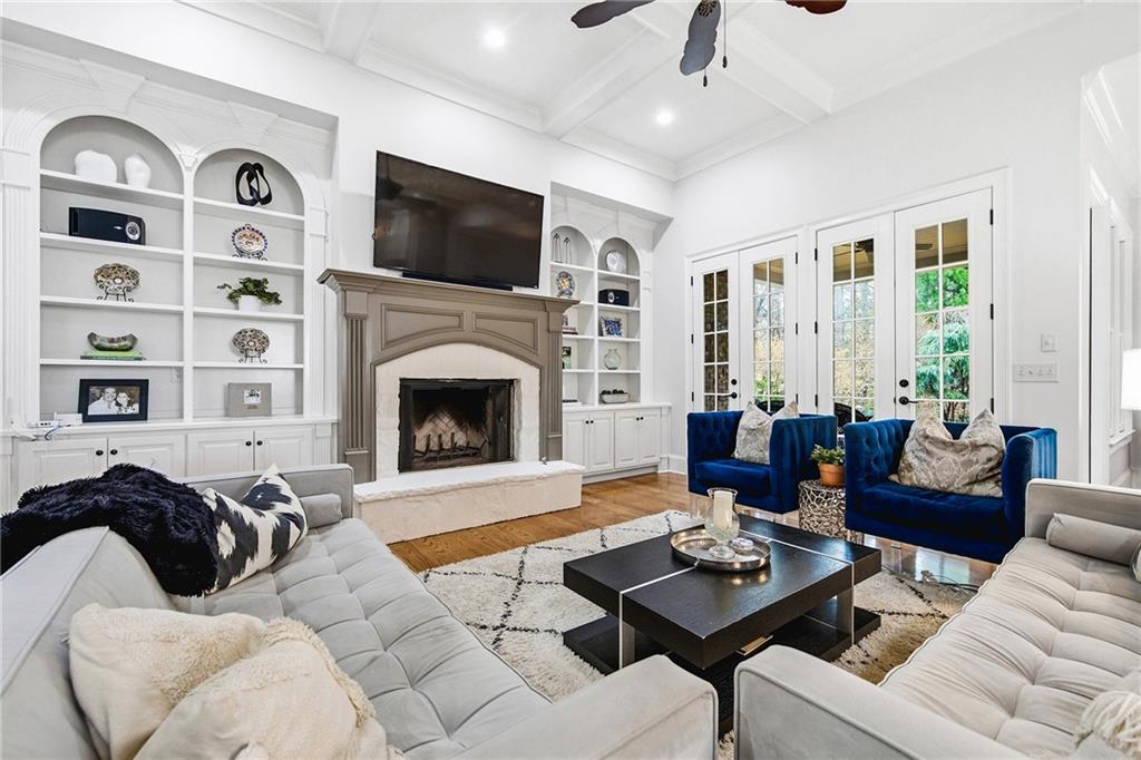 2720 Orchard Knob SE