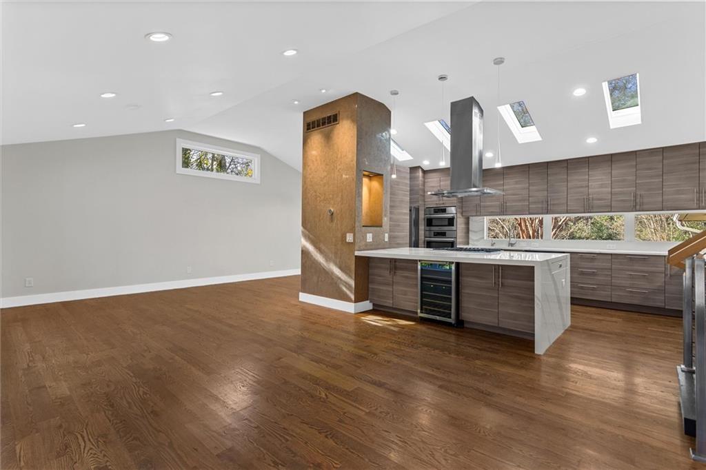 2116 Strasburg Court