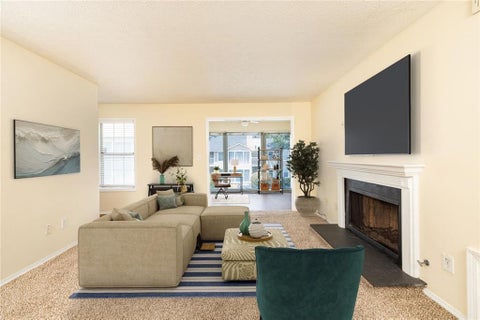 Condo For Sale - 910 Augusta Drive<br/> Marietta, GA 30067