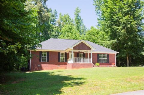 A home in Dahlonega