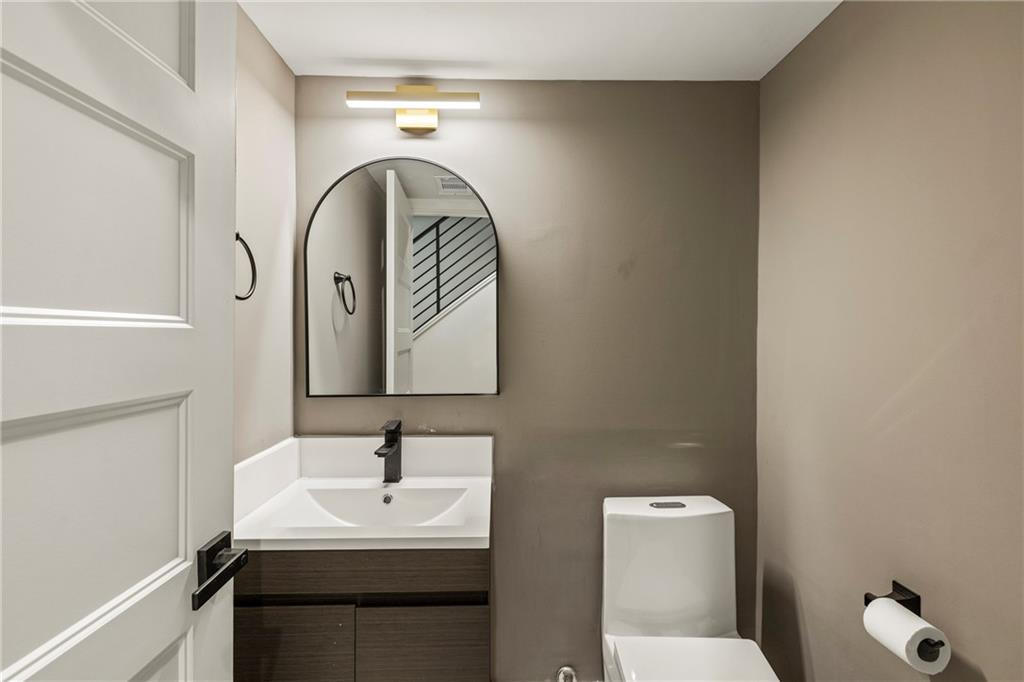 72 Ivy Parkway, Atlanta, Georgia image 34