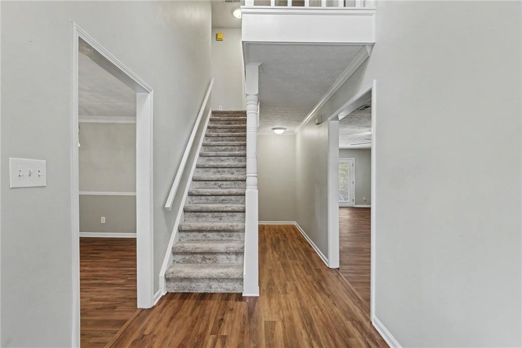 111 Edgewater Way