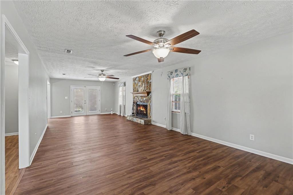 111 Edgewater Way